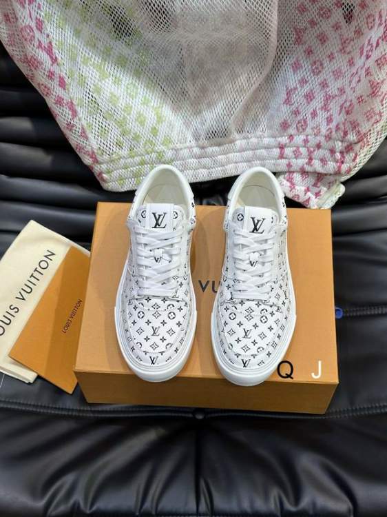 Picture of Louis Vuitton Shoes _SKULVsz38-45J100412955